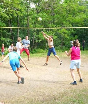 Aire de volley-ball au camping