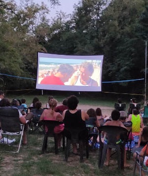Soirée cinéma au camping